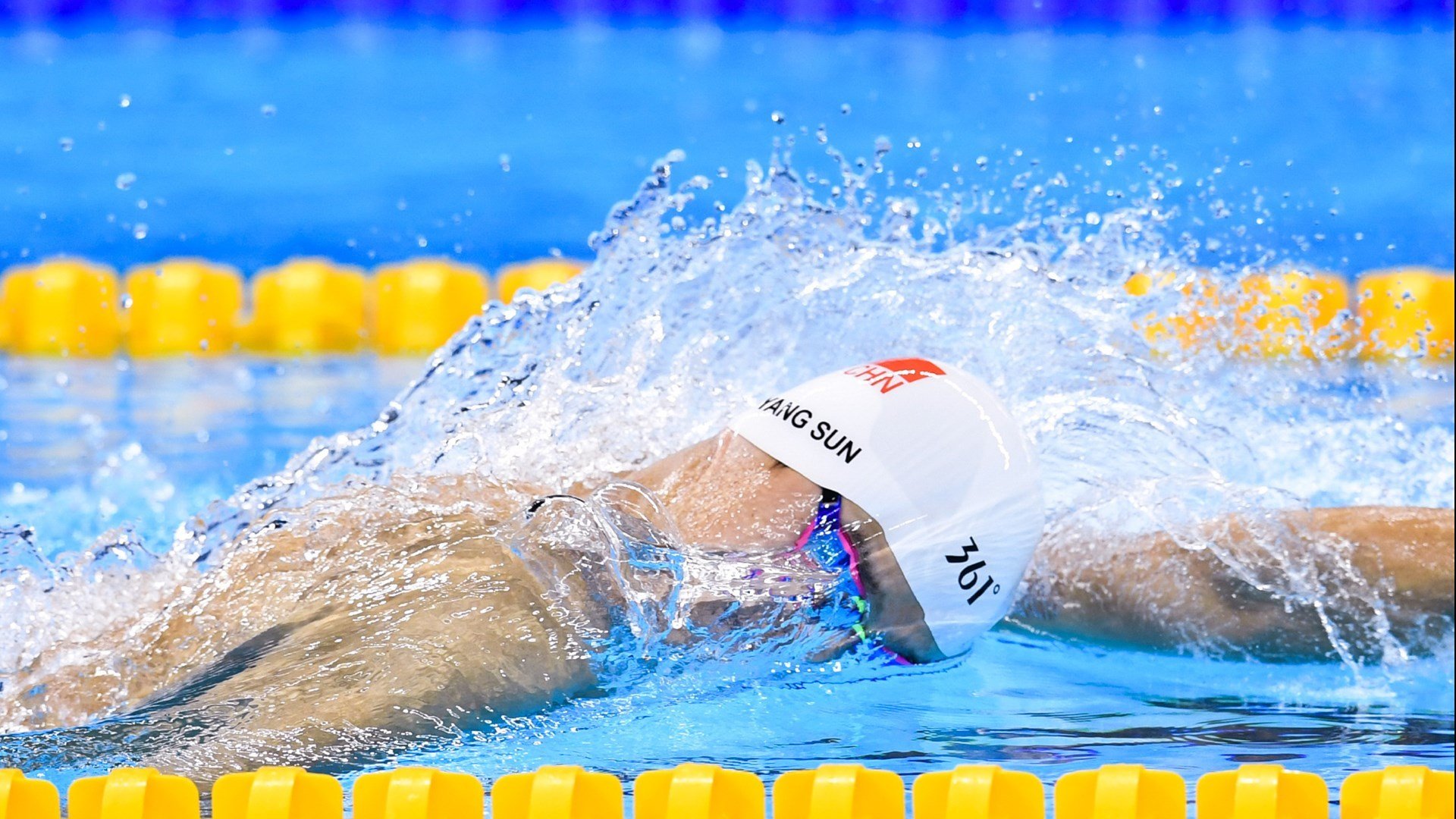 九游互动体验-_运动员身边事：训练日常和趣味花絮_，运动员的训练生活